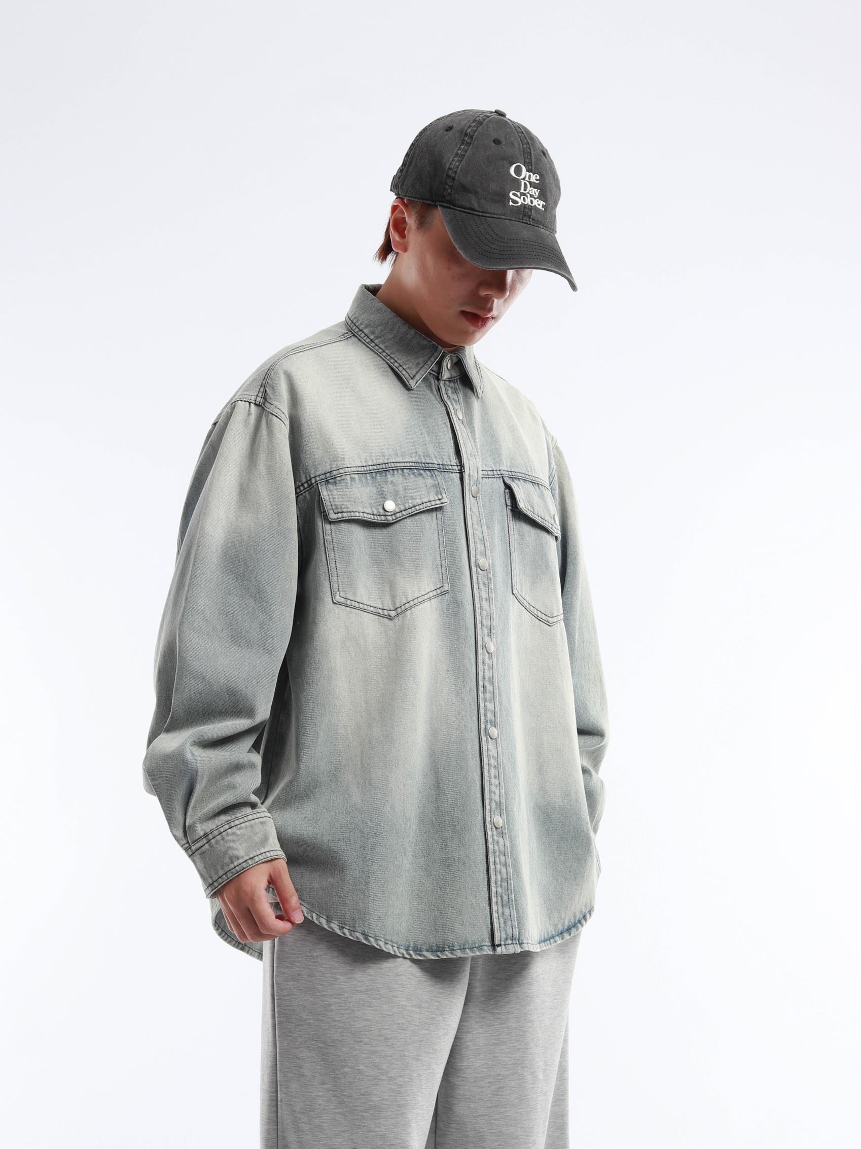 Kemeja Denim Biru Retro Pria,  - Shirts ulasan dan harga